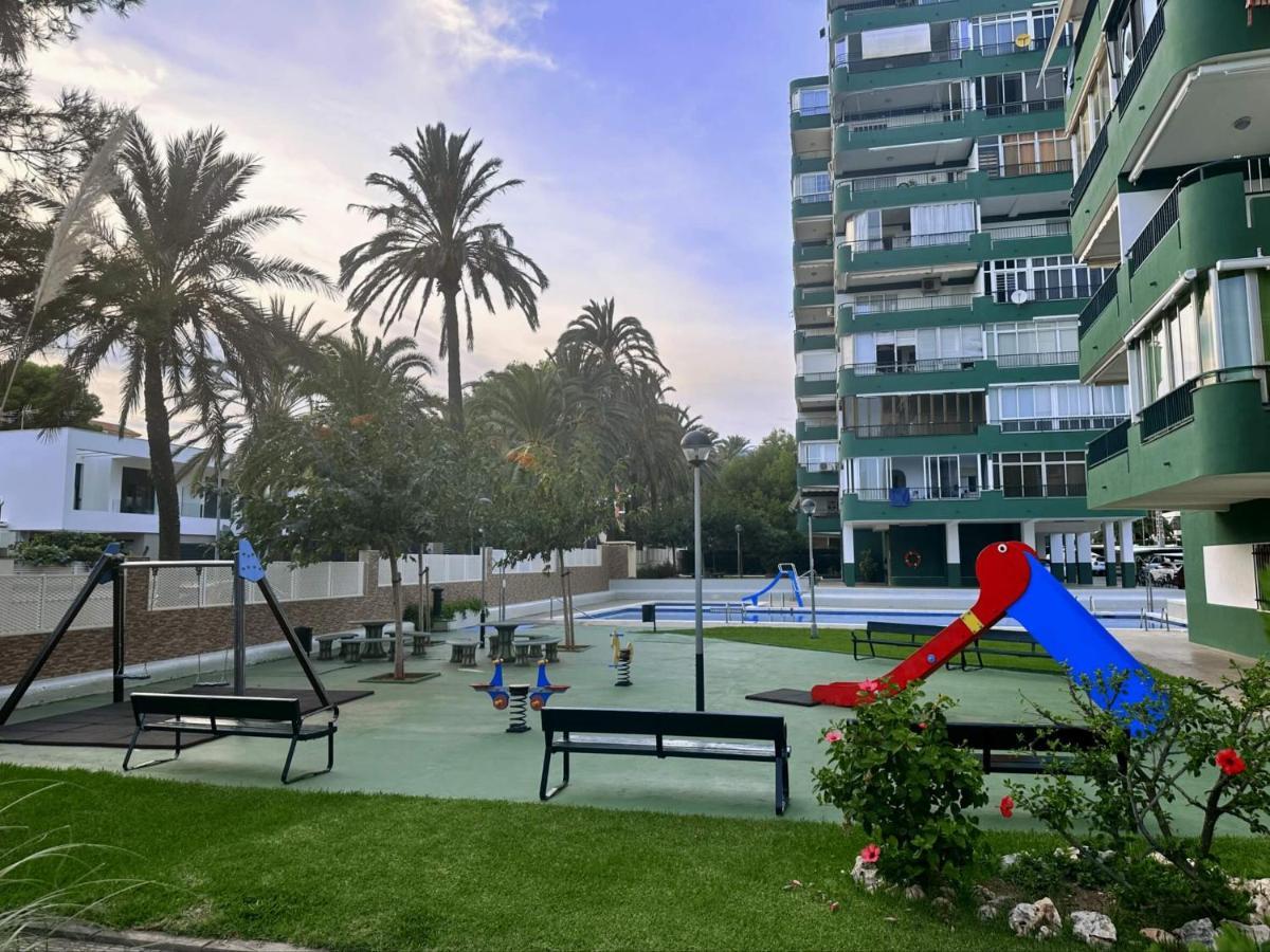Piso A Pie De Playa Con Piscina Y Vistas Al Mar Daire Benicàssim Dış mekan fotoğraf