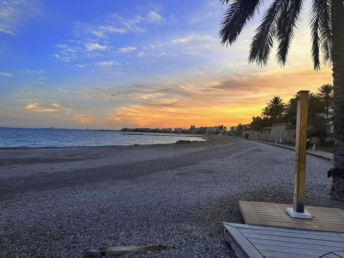 Piso A Pie De Playa Con Piscina Y Vistas Al Mar Daire Benicàssim Dış mekan fotoğraf