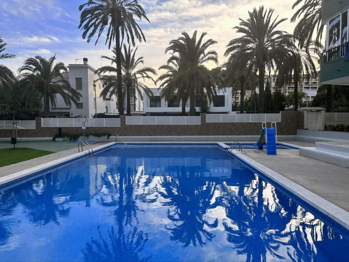 Piso A Pie De Playa Con Piscina Y Vistas Al Mar Daire Benicàssim Dış mekan fotoğraf